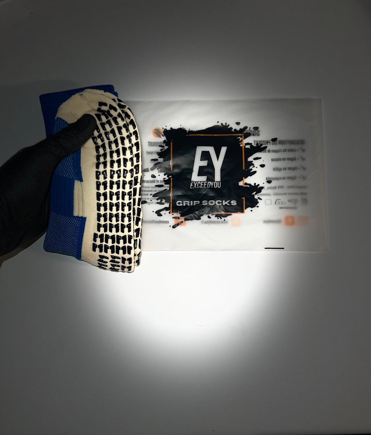 Chaussettes antidérapantes personnalisées PRO - FLY | ExceedYou® | BLEU - exceedyou.fr